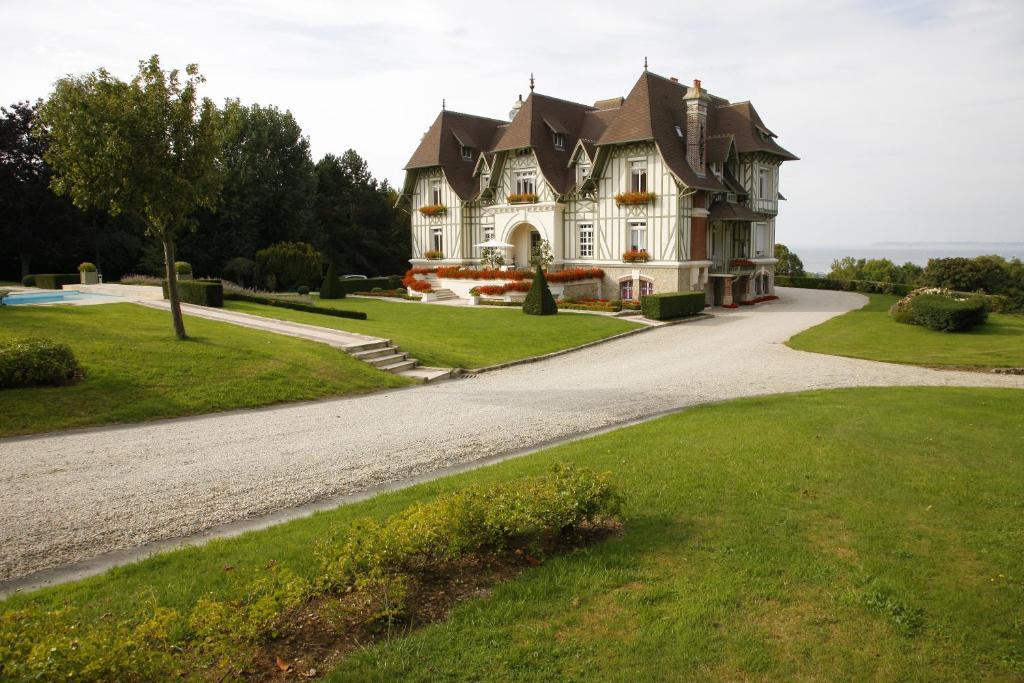 Manoir De Benerville Bed & Breakfast Deauville Εξωτερικό φωτογραφία